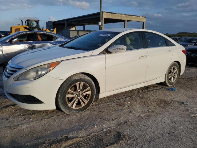 HYUNDAI SONATA GLS 2014 with VIN 5NPEB4AC2EH939905 - Photo from auction