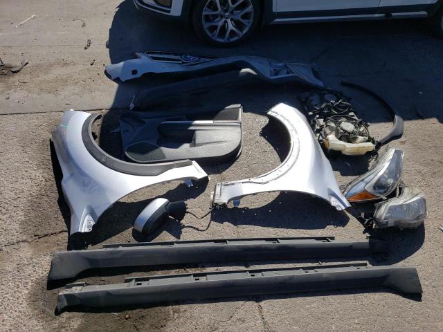 Photo 12 from auction – 2016 SUBARU CROSSTREK with VIN JF2GPADC6G8276877