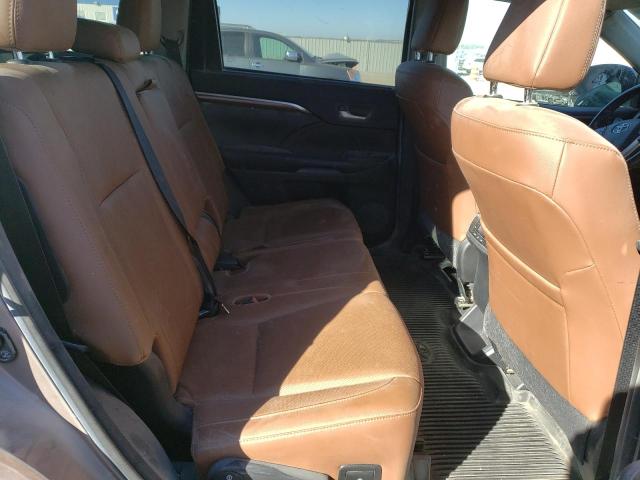 Photo 11 from auction – 2018 TOYOTA HIGHLANDER with VIN 5TDDZRFH8JS800360