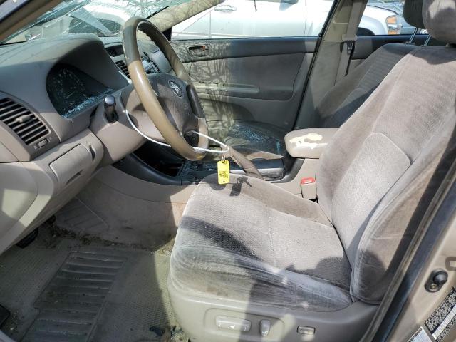 Photo 7 from auction – 2004 TOYOTA CAMRY LE with VIN JTDBE32K240267852