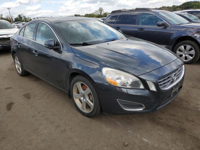 Photo 4 from auction – 2012 VOLVO S60 T5 with VIN YV1622FSXC2127799