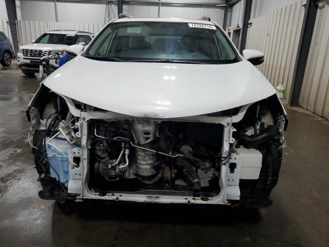 Photo 5 from auction – 2015 TOYOTA RAV4 XLE with VIN JTMRFREV4FD101316