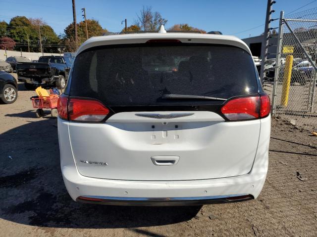 Photo 6 from auction – 2017 CHRYSLER PACIFICA T with VIN 2C4RC1BG5HR524700