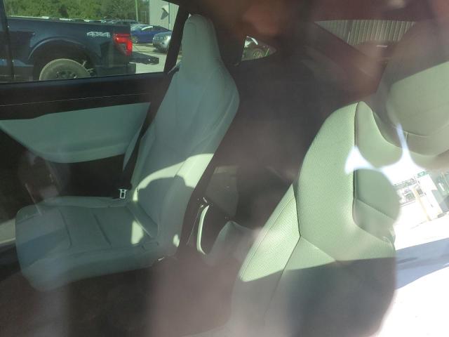Photo 10 from auction – 2016 TESLA MODEL X with VIN 5YJXCBE45GFF00117