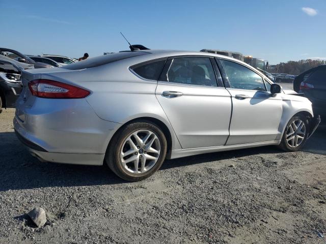 Photo 3 from auction – 2014 FORD FUSION SE with VIN 3FA6P0H76ER326986