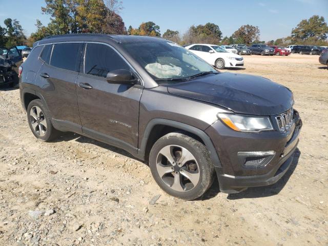 Photo 4 from auction – 2018 JEEP COMPASS LA with VIN 3C4NJDBB5JT101483