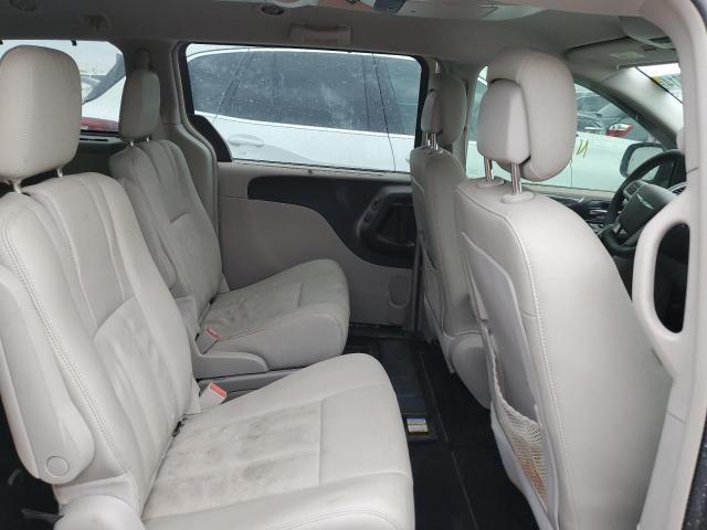 Photo 11 from auction – 2012 CHRYSLER TOWN & COU with VIN 2C4RC1CG5CR246291