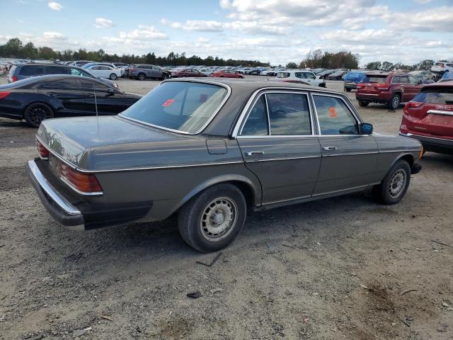 Photo 3 from auction – 1984 MERCEDES-BENZ 300-CLASS with VIN WDBAB33A3EA157882