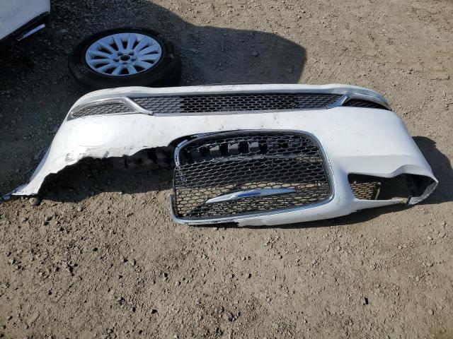 Photo 12 from auction – 2015 CHRYSLER 300 LIMITE with VIN 2C3CCAAG1FH876204