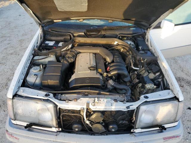 Photo 11 from auction – 1995 MERCEDES-BENZ E 320 with VIN WDBEA66E0SC275229