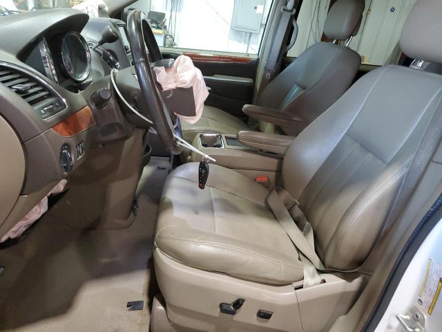 Photo 7 from auction – 2016 CHRYSLER TOWN & COU with VIN 2C4RC1BG5GR298365