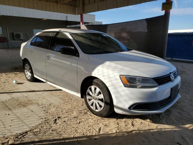 Photo 4 from auction – 2014 VOLKSWAGEN JETTA BASE with VIN 3VW2K7AJXEM312346