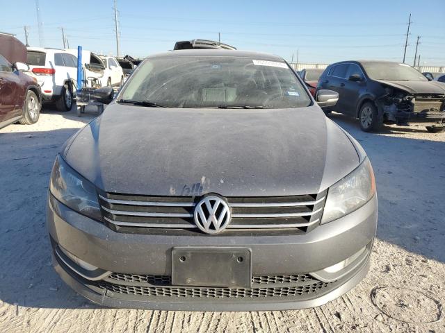 Photo 5 from auction – 2015 VOLKSWAGEN PASSAT SE with VIN 1VWBS7A35FC014825