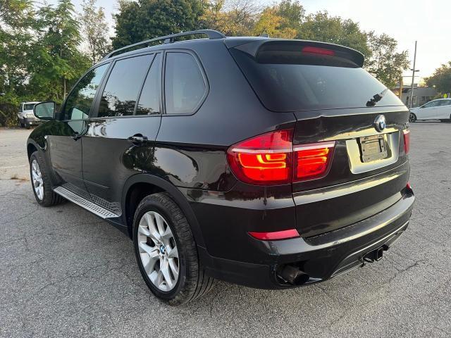 Photo 3 from auction – 2011 BMW X5 XDRIVE3 with VIN 5UXZV4C5XBL742803