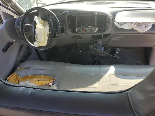 Photo 8 from auction – 2000 FORD F150 with VIN 1FTRX17W0YNA76707