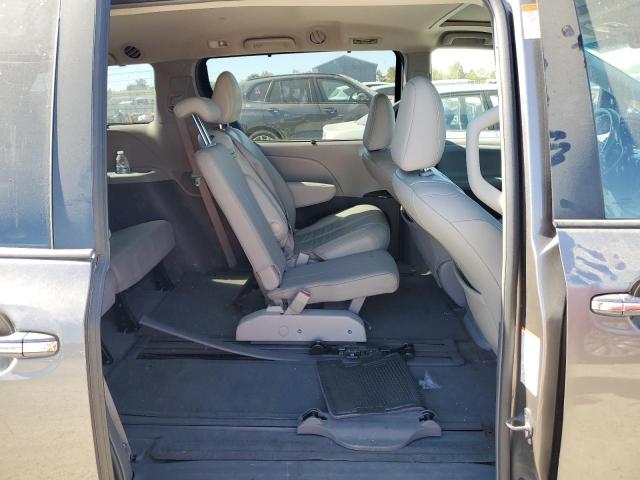 Photo 11 from auction – 2015 TOYOTA SIENNA XLE with VIN 5TDYK3DC6FS643140
