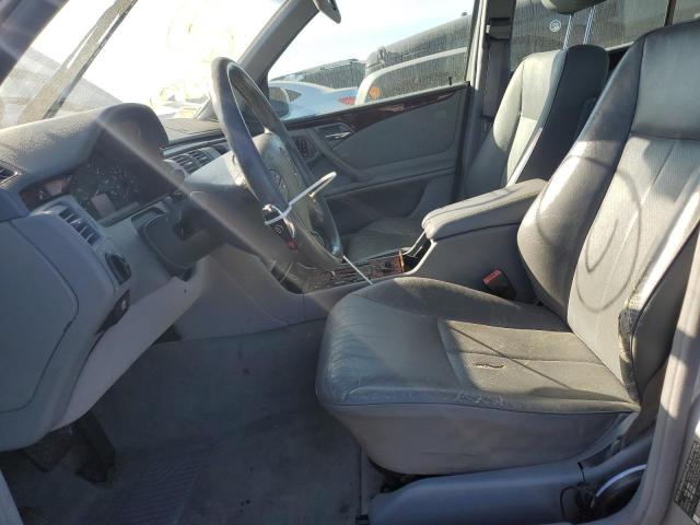Photo 7 from auction – 2001 MERCEDES-BENZ E 320 with VIN WDBJF65J11B294200
