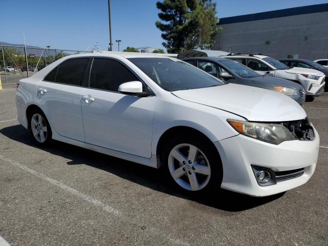 Photo 4 from auction – 2014 TOYOTA CAMRY L with VIN 4T1BF1FK7EU399040