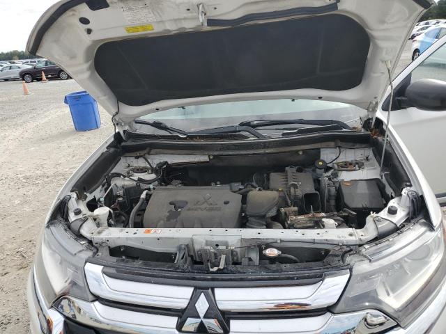Photo 12 from auction – 2016 MITSUBISHI OUTLANDER with VIN JA4AD2A39GZ030563