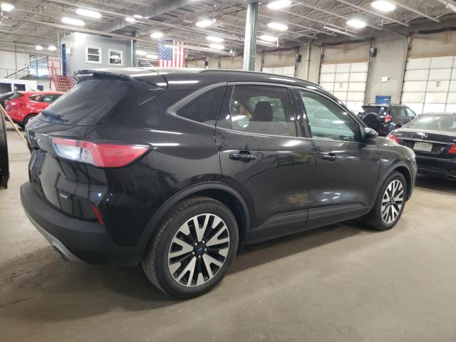 Photo 3 from auction – 2020 FORD ESCAPE SE with VIN 1FMCU0BZ4LUB13455