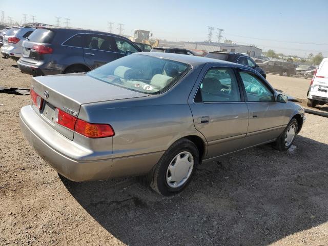Photo 3 from auction – 2000 TOYOTA CAMRY CE with VIN 4T1BG22K6YU690612