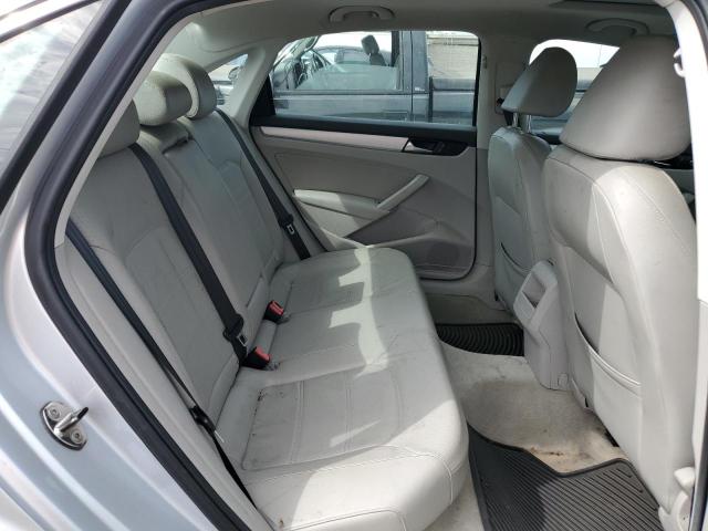 Photo 10 from auction – 2012 VOLKSWAGEN PASSAT SE with VIN 1VWBP7A39CC097589