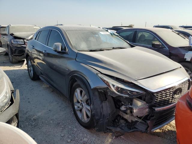 Photo 4 from auction – 2017 INFINITI QX30 BASE with VIN SJKCH5CP2HA019180