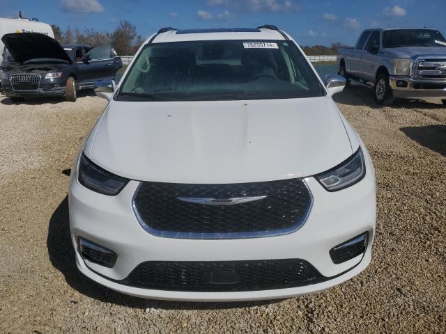 Photo 5 from auction – 2022 CHRYSLER PACIFICA L with VIN 2C4RC1GG3NR139396