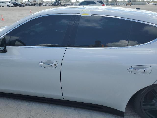 Photo 12 from auction – 2016 PORSCHE PANAMERA S with VIN WP0AB2A70GL050217