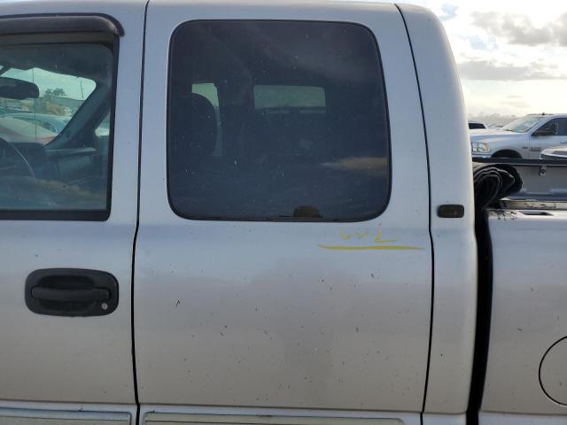 Photo 12 from auction – 2004 CHEVROLET SILVERADO with VIN 1GCHK29234E322363