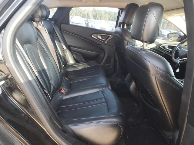 Photo 10 from auction – 2017 CHRYSLER 200 LIMITE with VIN 1C3CCCAB3HN504695