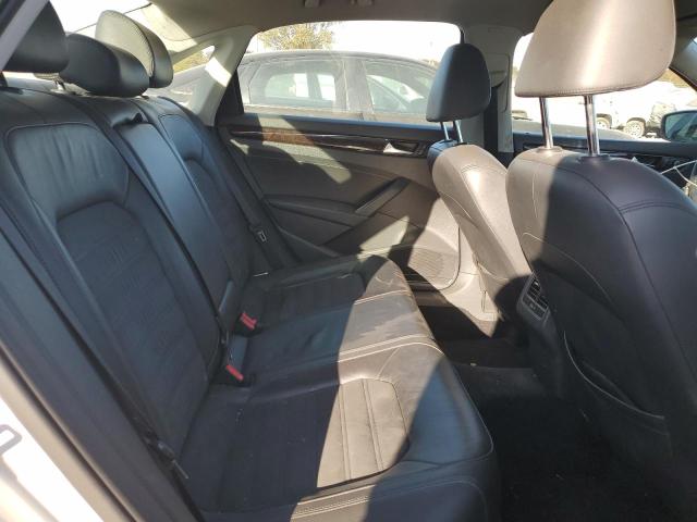 Photo 10 from auction – 2014 VOLKSWAGEN PASSAT SEL with VIN 1VWCT7A31EC033646