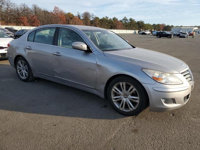 Photo 4 from auction – 2011 HYUNDAI GENESIS 3. with VIN KMHGC4DE8BU122504