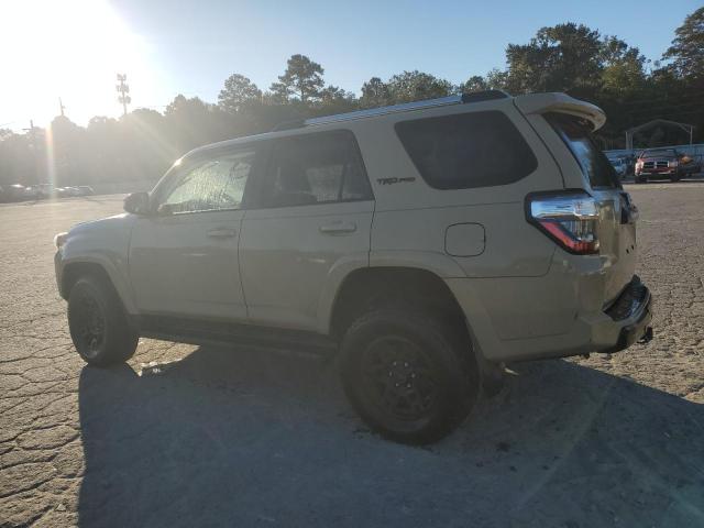 Photo 2 from auction – 2016 TOYOTA 4RUNNER SR with VIN JTEBU5JRXG5285662
