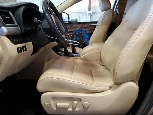 Photo 7 from auction – 2017 TOYOTA HIGHLANDER with VIN 5TDJZRFH1HS437493