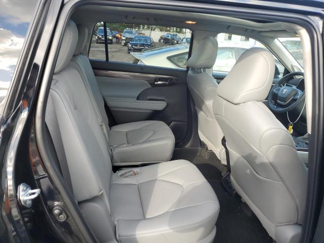 Photo 11 from auction – 2024 TOYOTA HIGHLANDER with VIN 5TDKDRBH4RS566094