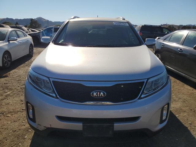 Photo 5 from auction – 2014 KIA SORENTO LX with VIN 5XYKT4A68EG463208