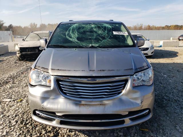 Photo 5 from auction – 2016 CHRYSLER TOWN & COU with VIN 2C4RC1BG3GR200823