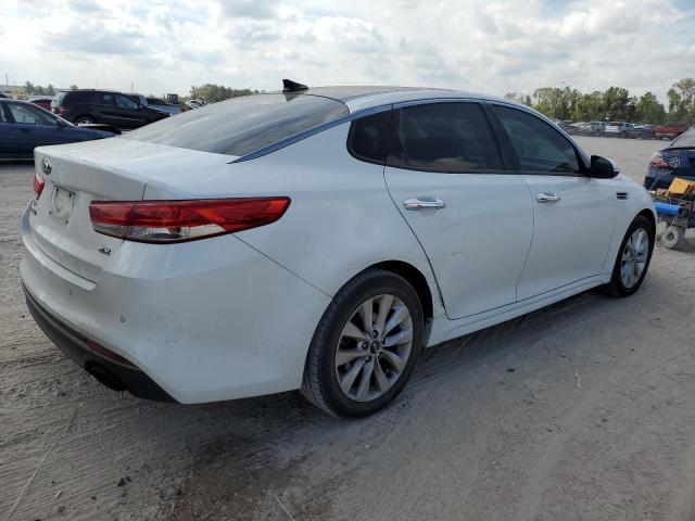 Photo 3 from auction – 2016 KIA OPTIMA EX with VIN 5XXGU4L33GG120531
