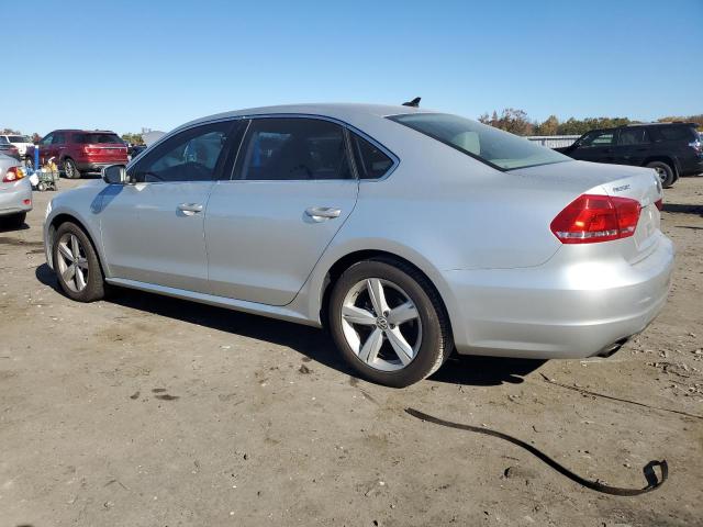 Photo 2 from auction – 2014 VOLKSWAGEN PASSAT SE with VIN 1VWBS7A32EC044573