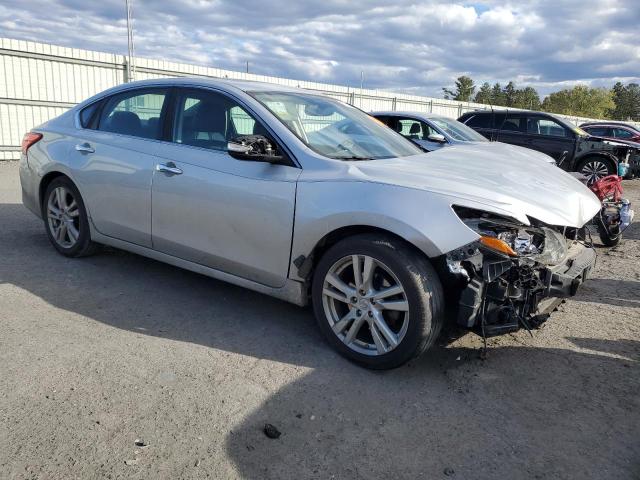 Photo 4 from auction – 2017 NISSAN ALTIMA 3.5 with VIN 1N4BL3AP2HC175069