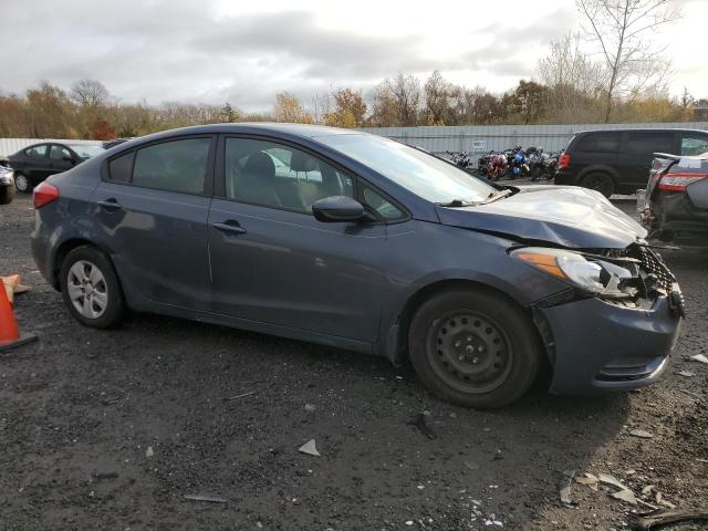 Photo 4 from auction – 2016 KIA FORTE LX with VIN KNAFK4A6XG5613901