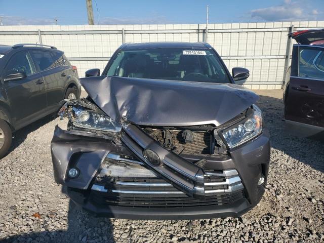 Photo 5 from auction – 2018 TOYOTA HIGHLANDER with VIN 5TDYZRFH5JS282371
