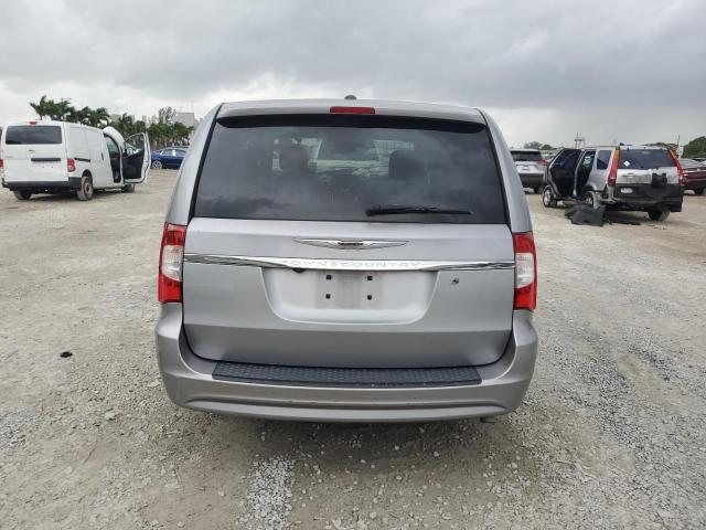 Photo 6 from auction – 2015 CHRYSLER TOWN & COU with VIN 2C4RC1HG3FR522335