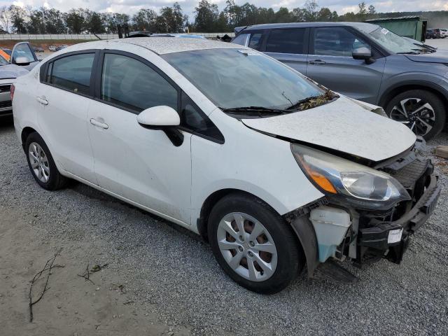 Foto 4 de la subasta – 2015 KIA RIO LX con VIN KNADM4A33F6452081