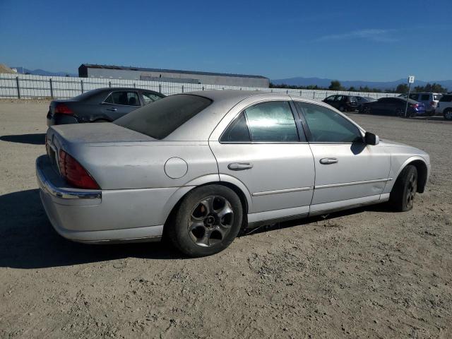 Photo 3 from auction – 2000 LINCOLN LS with VIN 1LNHM87A2YY819945