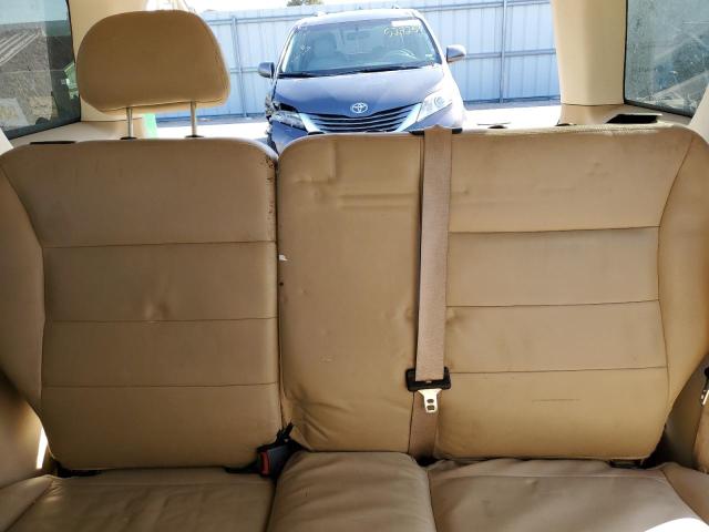 Photo 10 from auction – 2008 FORD ESCAPE LIM with VIN 1FMCU04158KB51299