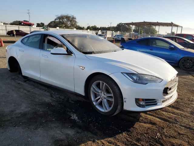 Photo 4 from auction – 2013 TESLA MODEL S with VIN 5YJSA1CN8DFP06319