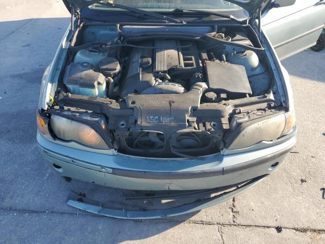 Photo 11 from auction – 2002 BMW 325 I with VIN WBAEV33432KL78454