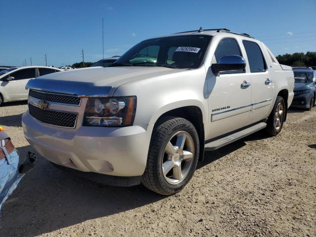 CHEVROLET AVALANCHE 2012 with VIN 3GNTKGE70CG195269 - Photo from auction